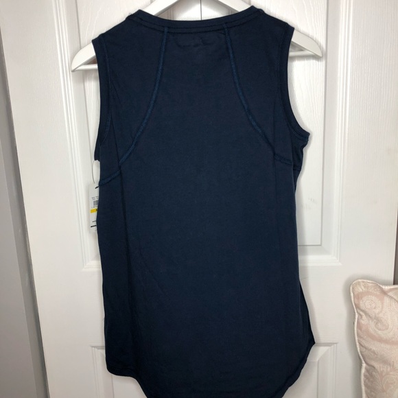 🆕NWT Tommy Sport Navy w/Faded logo Sleeveless top - Picture 7 of 8